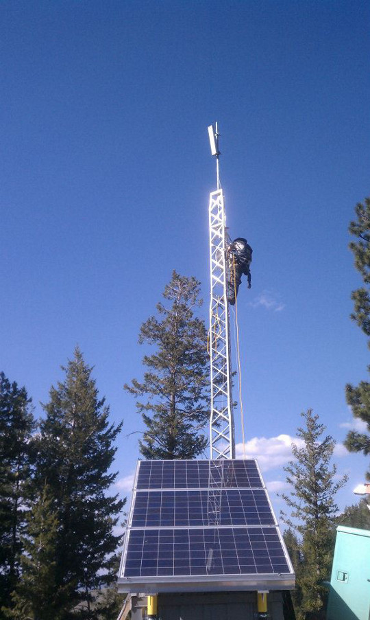 Mountain Top Solar Powered Off-Grid Relay Site